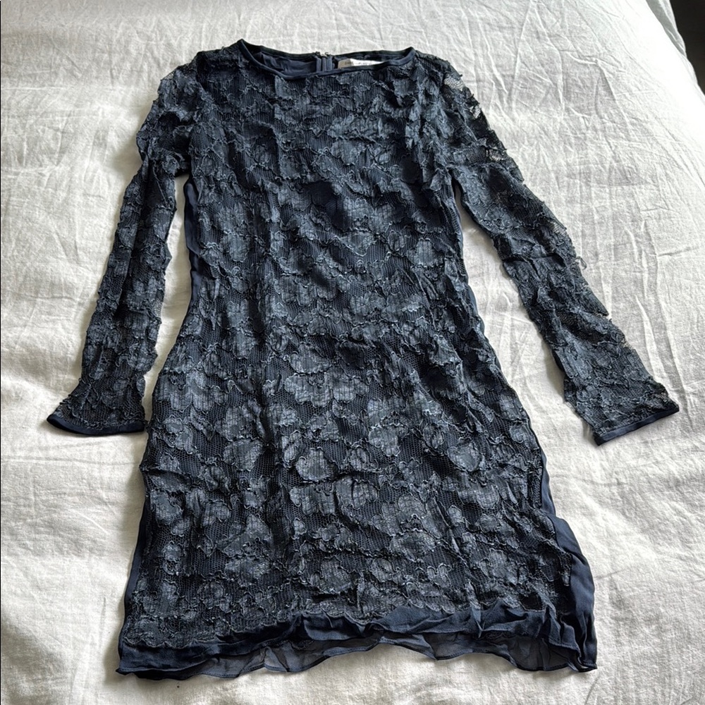 Diane Von Furstenberg Elegant Navy Lace Dress